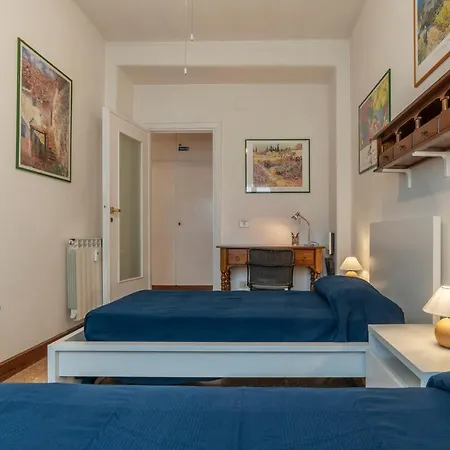 Roomy And Bright With Terrace Apartament Rzym